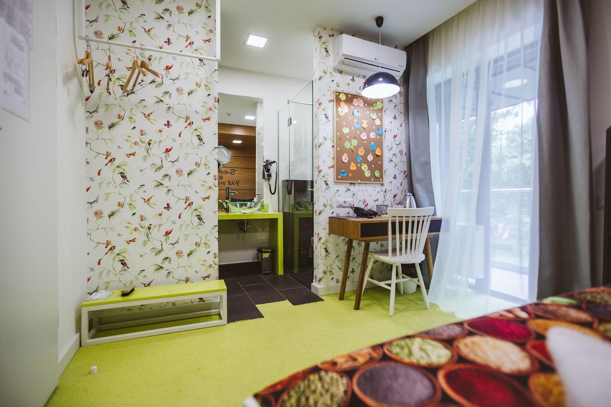 Lol Et Lola Hotel Cluj-Napoca Exterior photo
