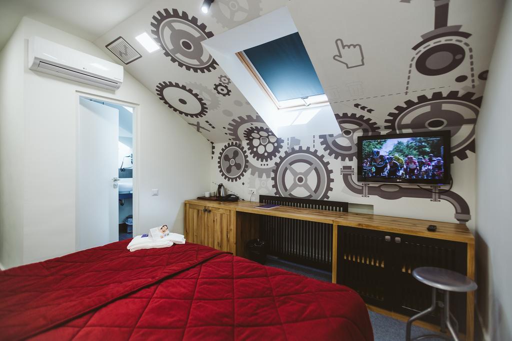 Lol Et Lola Hotel Cluj-Napoca Exterior photo